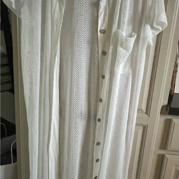 Swim suit cover - Picture 3 of 9